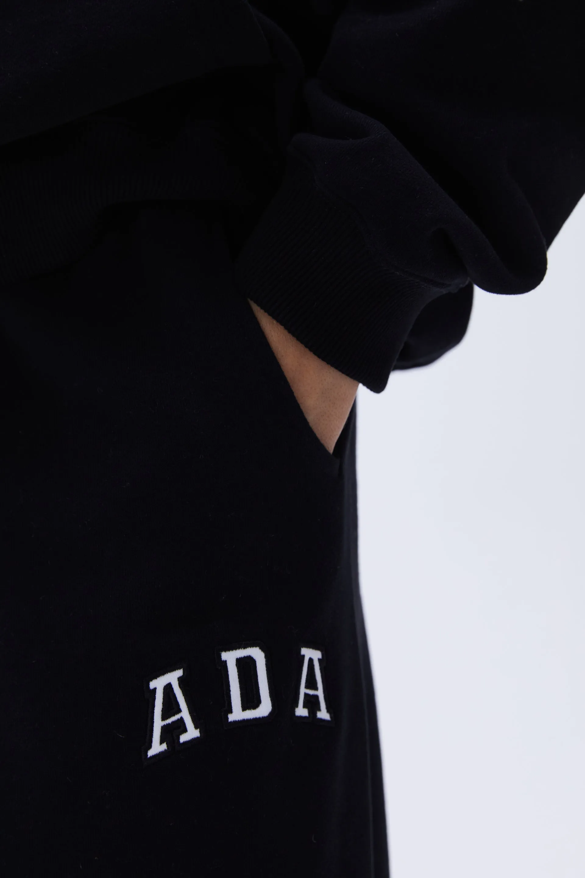 ADA Sweatpants - Black