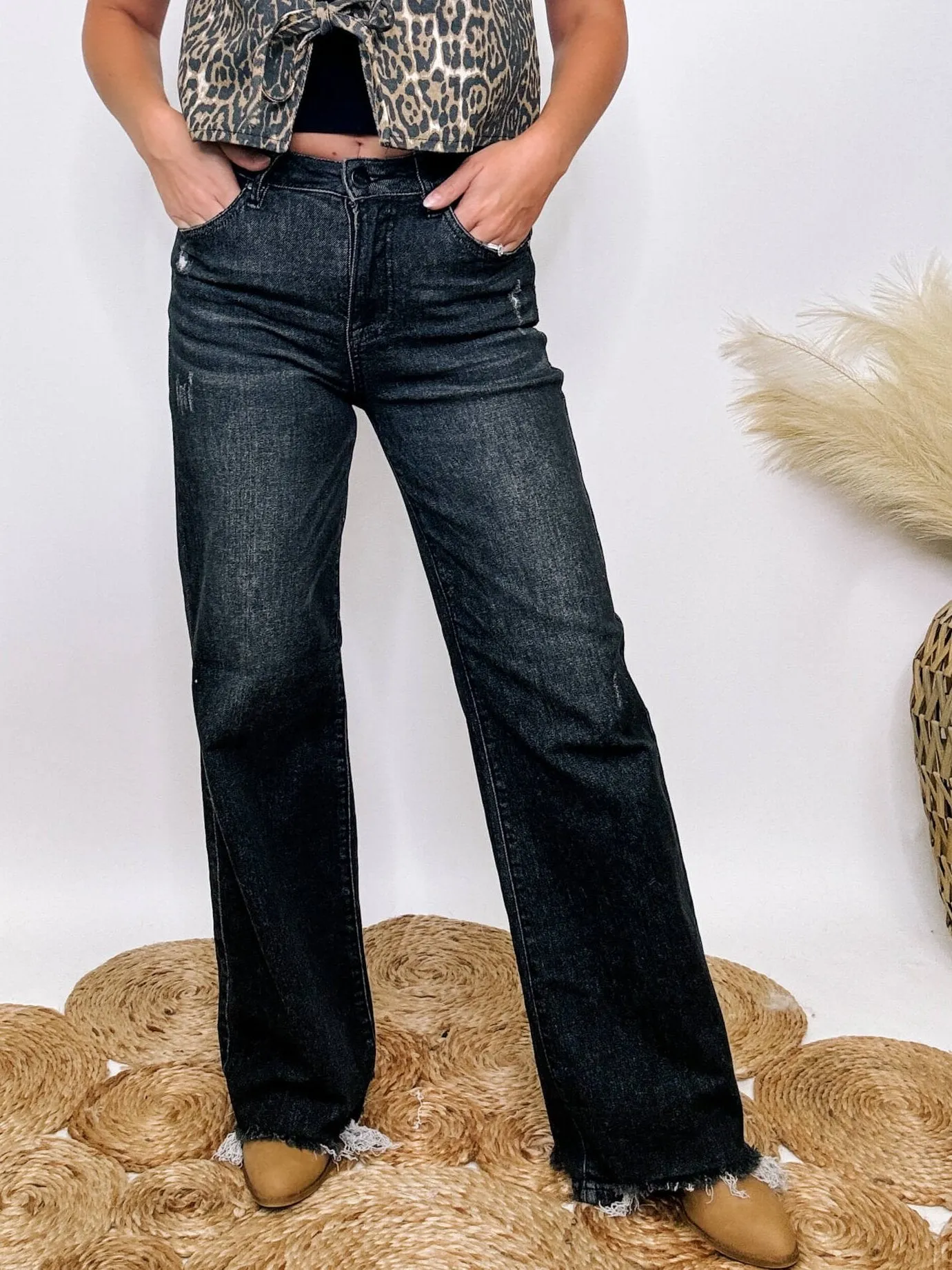 DOORBUSTER - Washed Black Wide Leg Risen Jeans