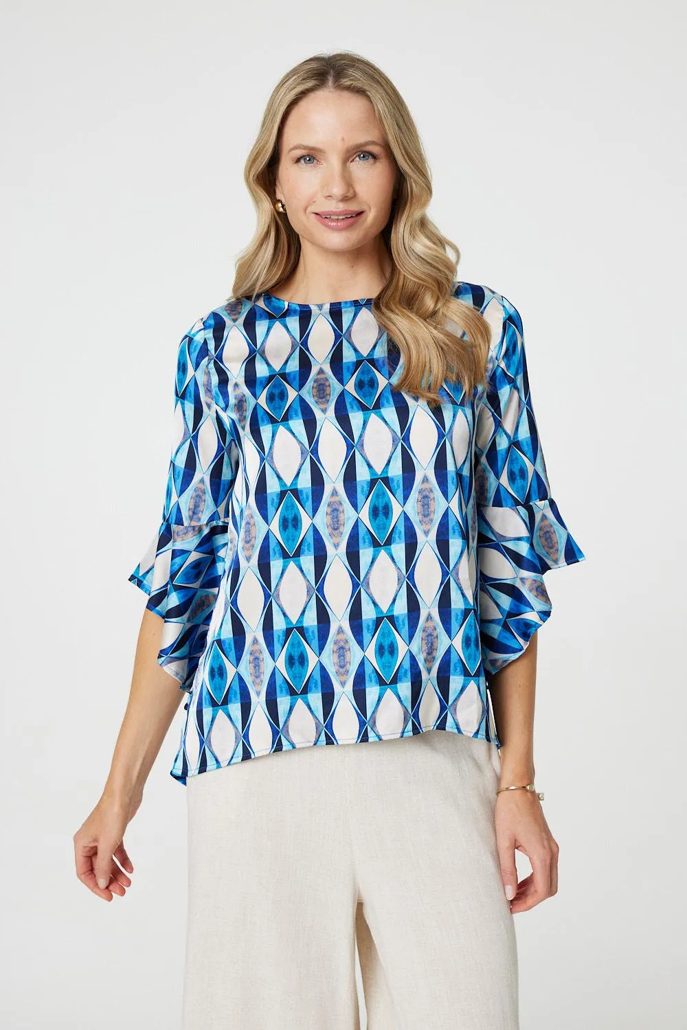 Geo Print 3/4 Flute Sleeve Curve Hem Blouse