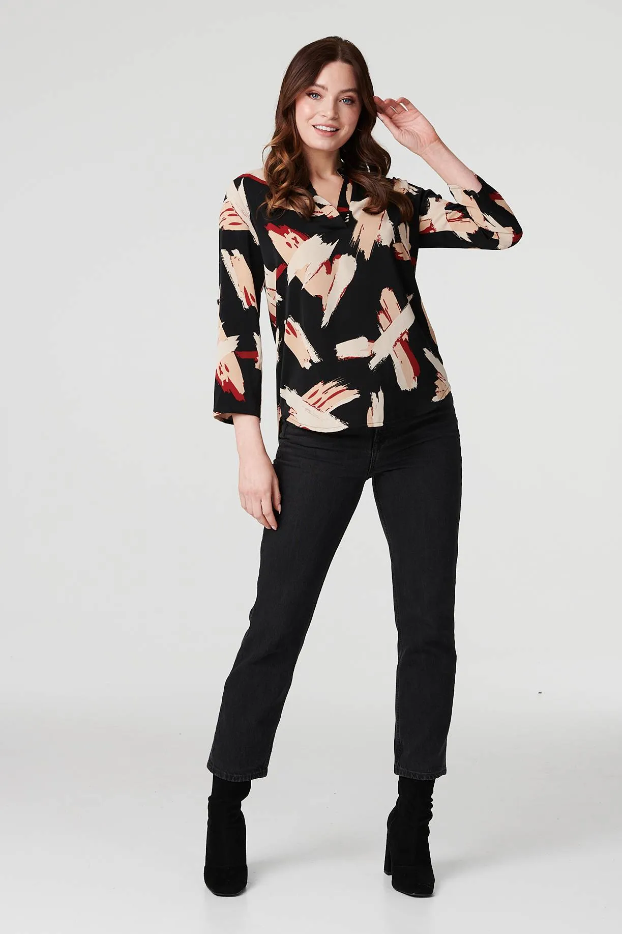 Printed Collarless V-Neck Blouse