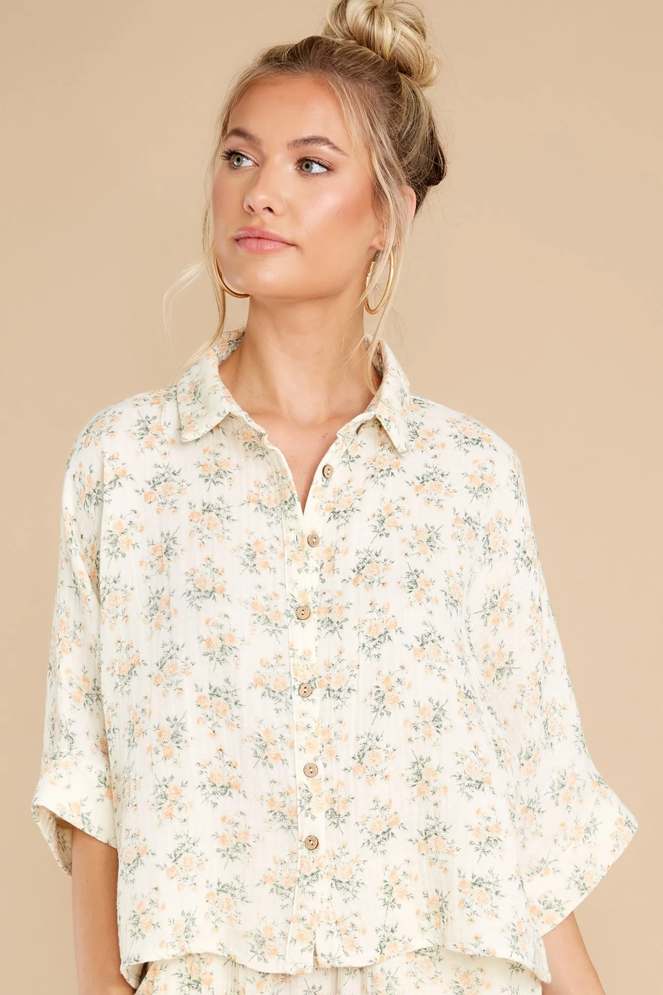 Right On Schedule Ivory Floral Print Top