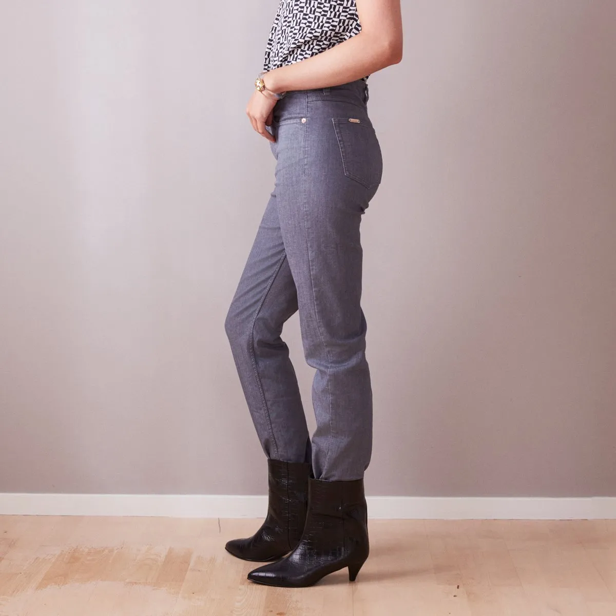 Straight Leg Jeans Grey